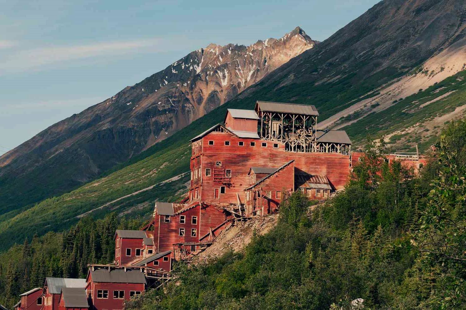 Exploring-Hidden-Ghost-Towns-Of-Oregon-TouristSecrets exploring-hidden-ghost-towns-of-oregon-touristsecrets