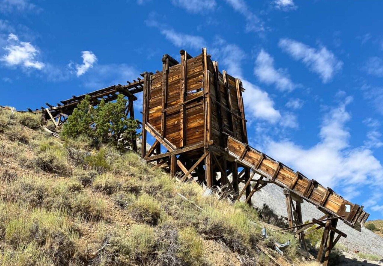Exploring-Hidden-Mining-Camps-Of-Nevada-TouristSecrets exploring-hidden-mining-camps-of-nevada-touristsecrets