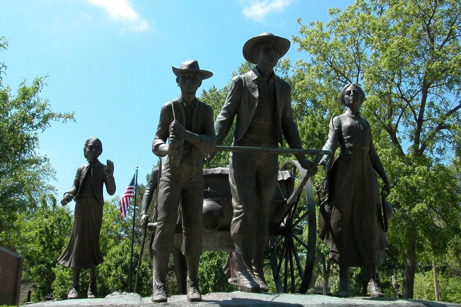 Exploring-Hidden-Sites-Along-America8217s-Overlooked-Mormon-Handcart-Trail-TouristSecrets exploring-hidden-sites-along-americas-overlooked-mormon-handcart-trail-touristsecrets