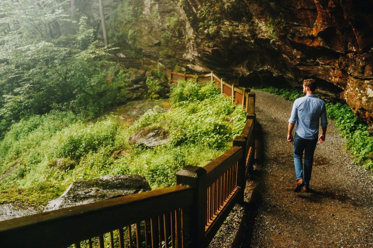Exploring-Hidden-Trails-In-Highlands-North-Carolina exploring-hidden-trails-in-highlands-north-carolina