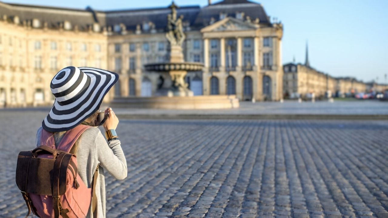 Exploring-The-5-Key-Benefits-Of-Tourism-To-The-Local-Community-TouristSecrets exploring-the-5-key-benefits-of-tourism-to-the-local-community-touristsecrets