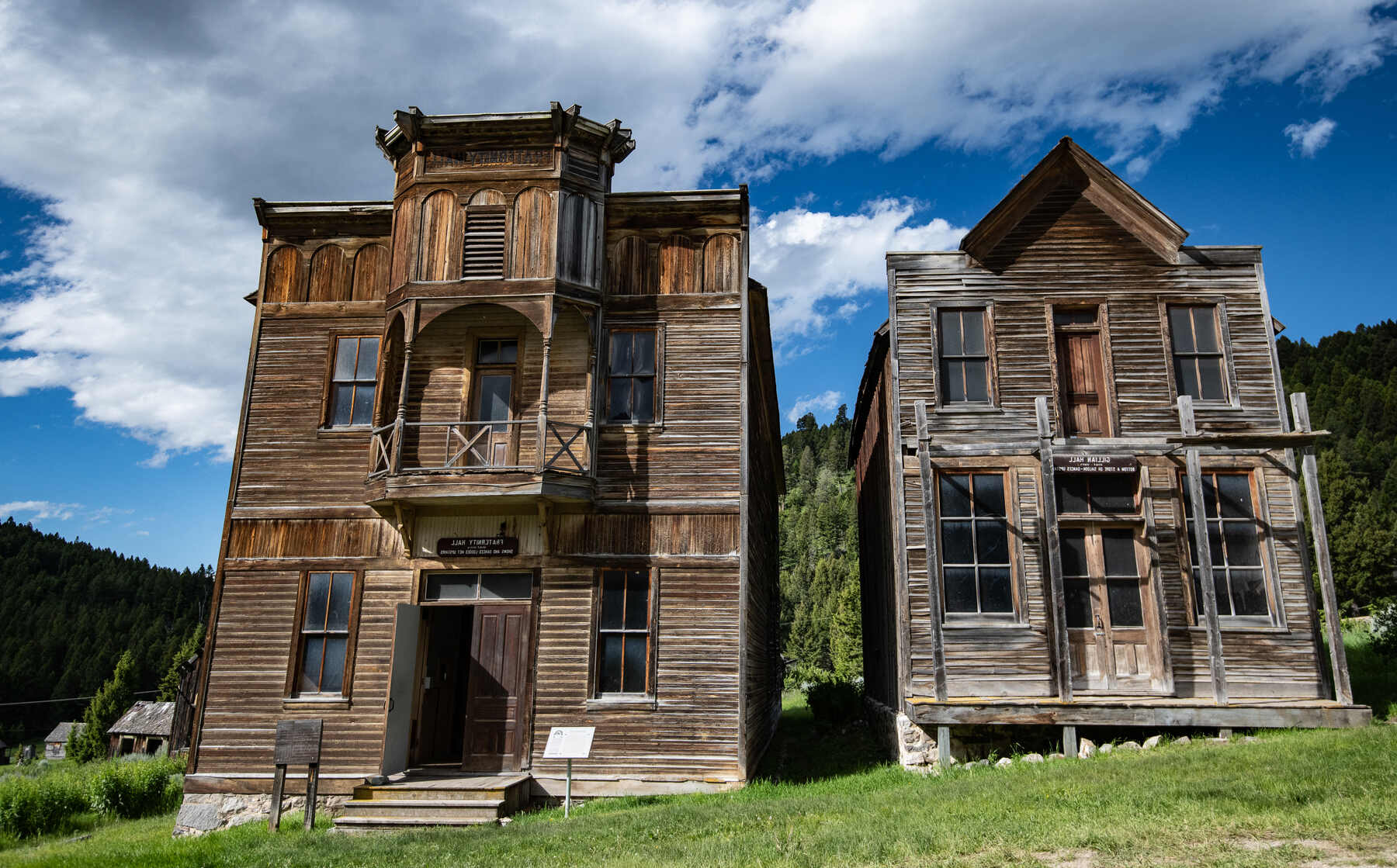 Exploring-The-Hidden-Ghost-Towns-Of-Montana-TouristSecrets exploring-the-hidden-ghost-towns-of-montana-touristsecrets