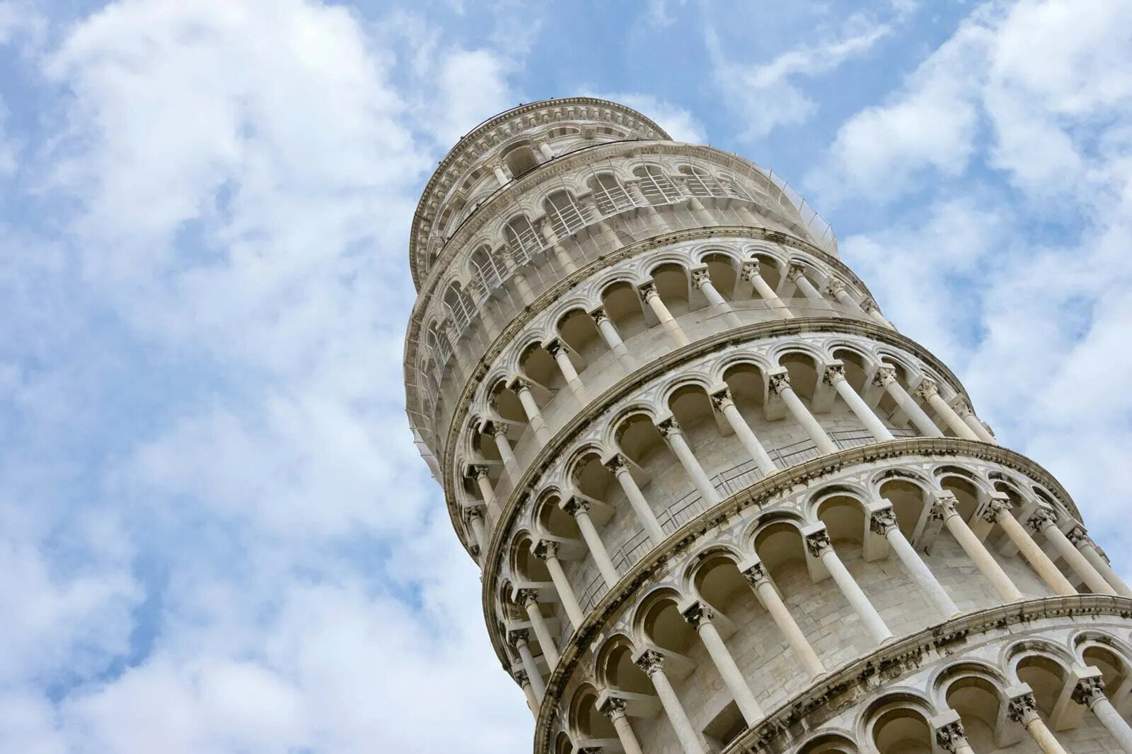 Exploring-The-Leaning-Tower-Of-Pisa-8211-An-Ultimate-Guide-TouristSecrets exploring-the-leaning-tower-of-pisa-an-ultimate-guide-touristsecrets