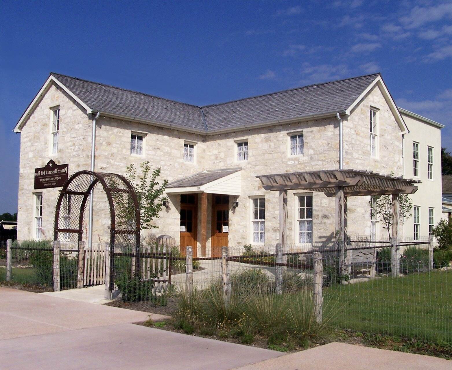 fredericksburgs-secret-pioneer-museum-texas-hill-country-history