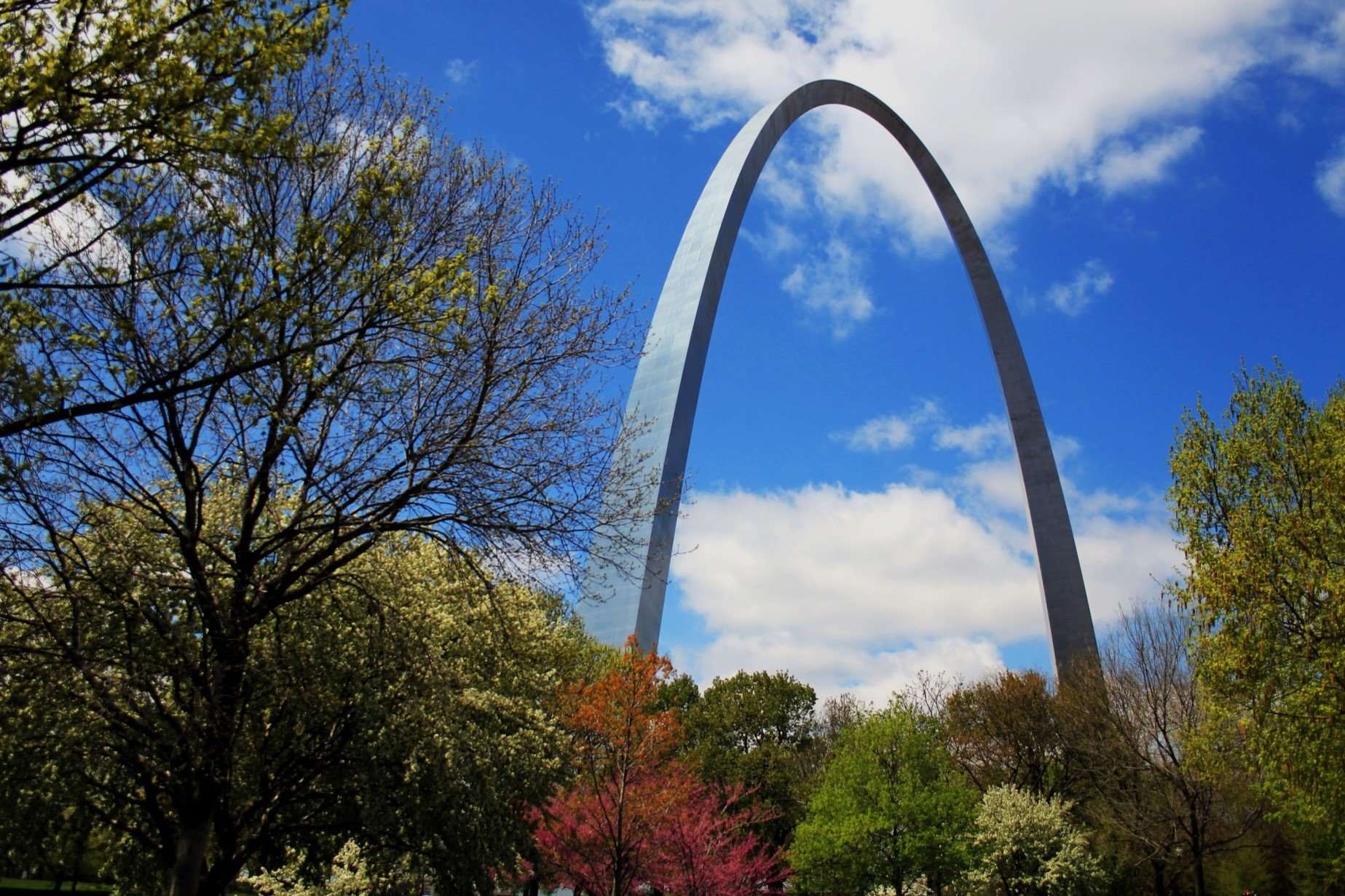 gateway-to-the-west-jefferson-national-expansion-memorial
