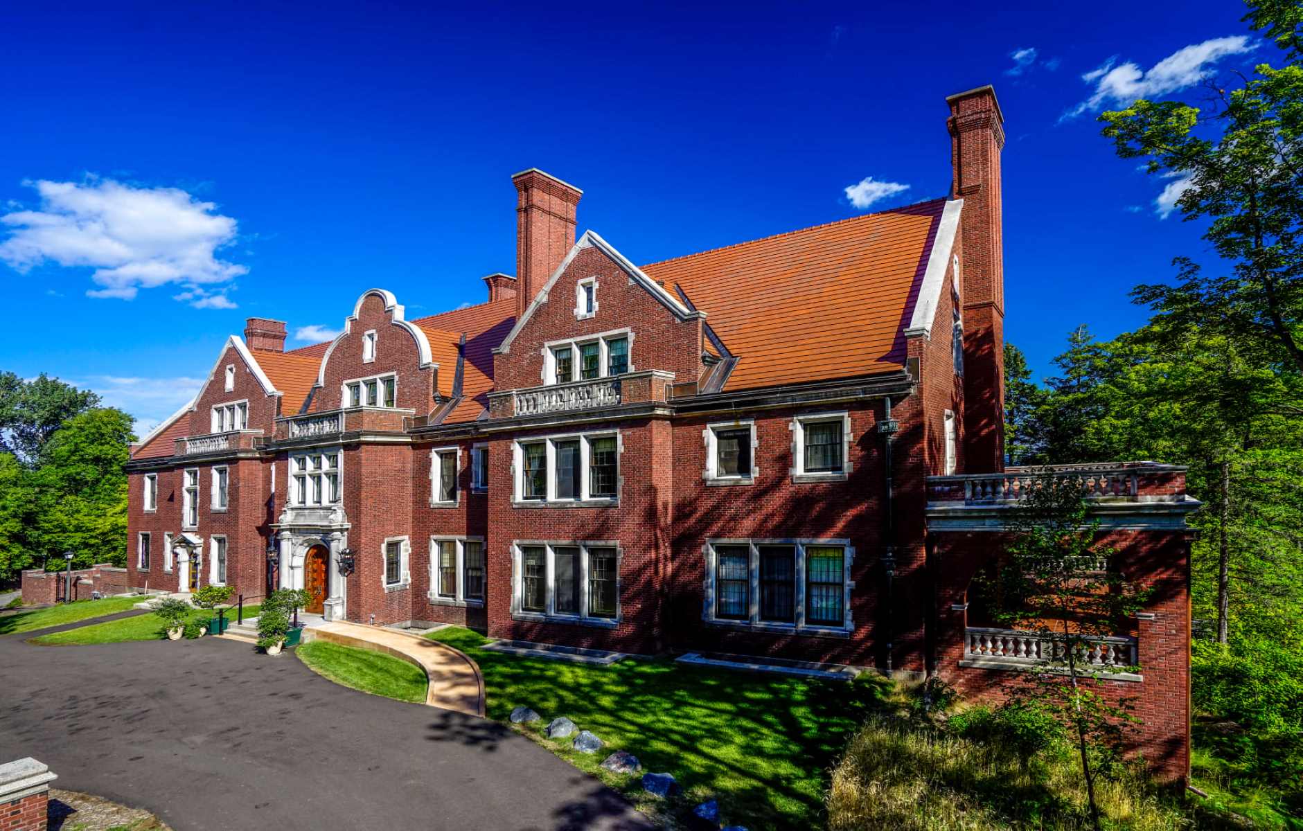 glensheen-mansion-unveil-lake-superiors-hidden-gem