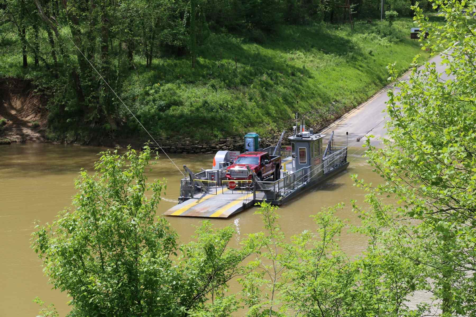 Glide-Through-History-On-Mammoth-Cave8217s-Green-River-Ferry glide-through-history-on-mammoth-caves-green-river-ferry