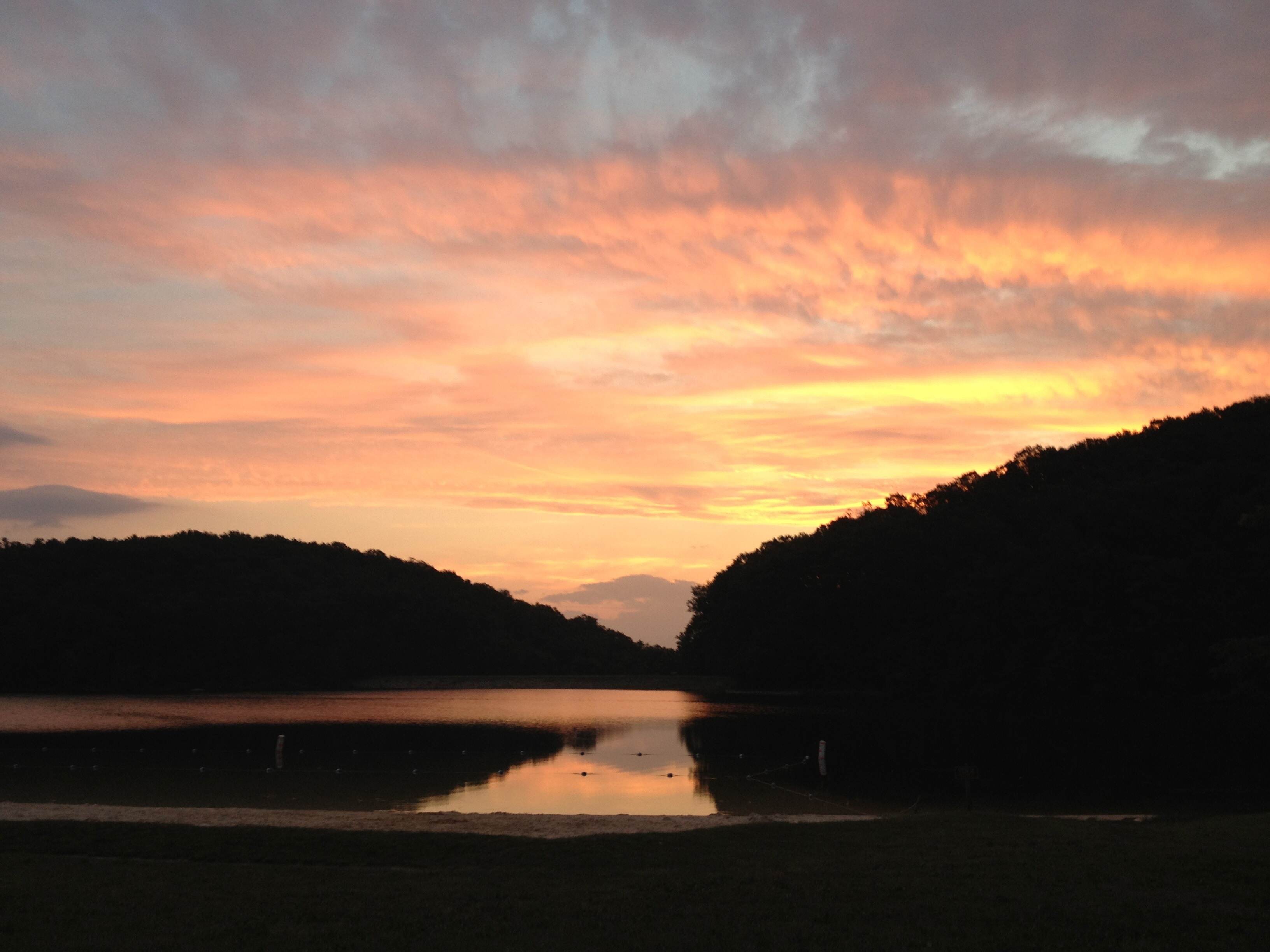 greenbrier-state-parks-stunning-42-acre-oasis