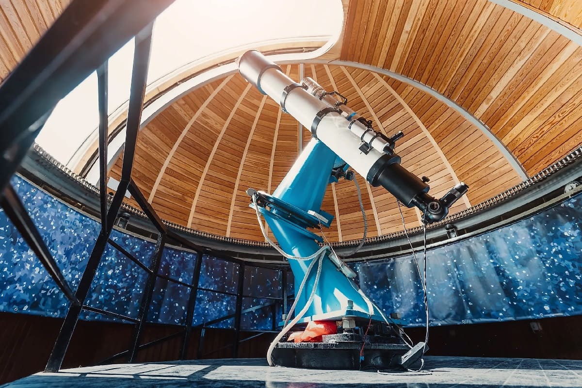 Hidden-Antique-Telescope-Observatories-Of-Boston hidden-antique-telescope-observatories-of-boston