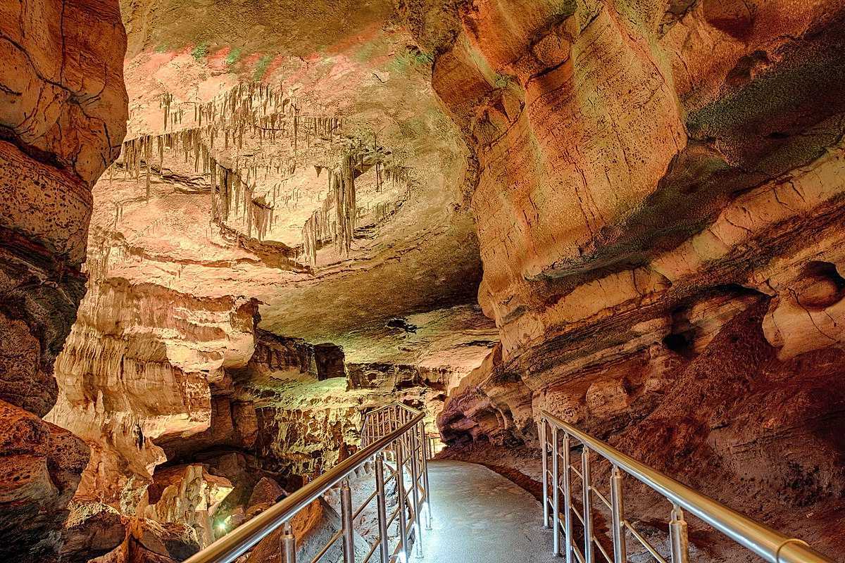 Hidden-Caves-Under-Lookout-Georgia hidden-caves-under-lookout-georgia