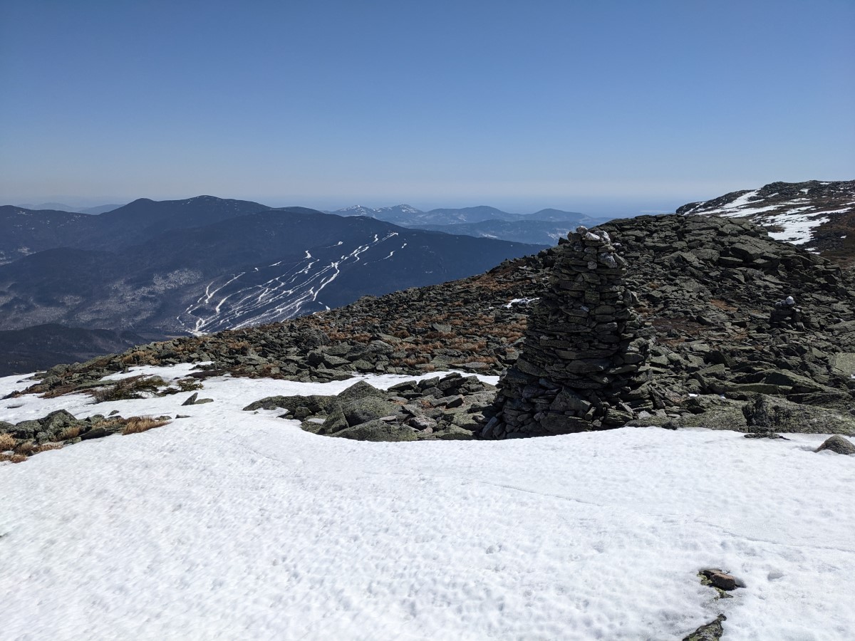hidden-frost-hollow-valleys-of-mount-washington-new-hampshire