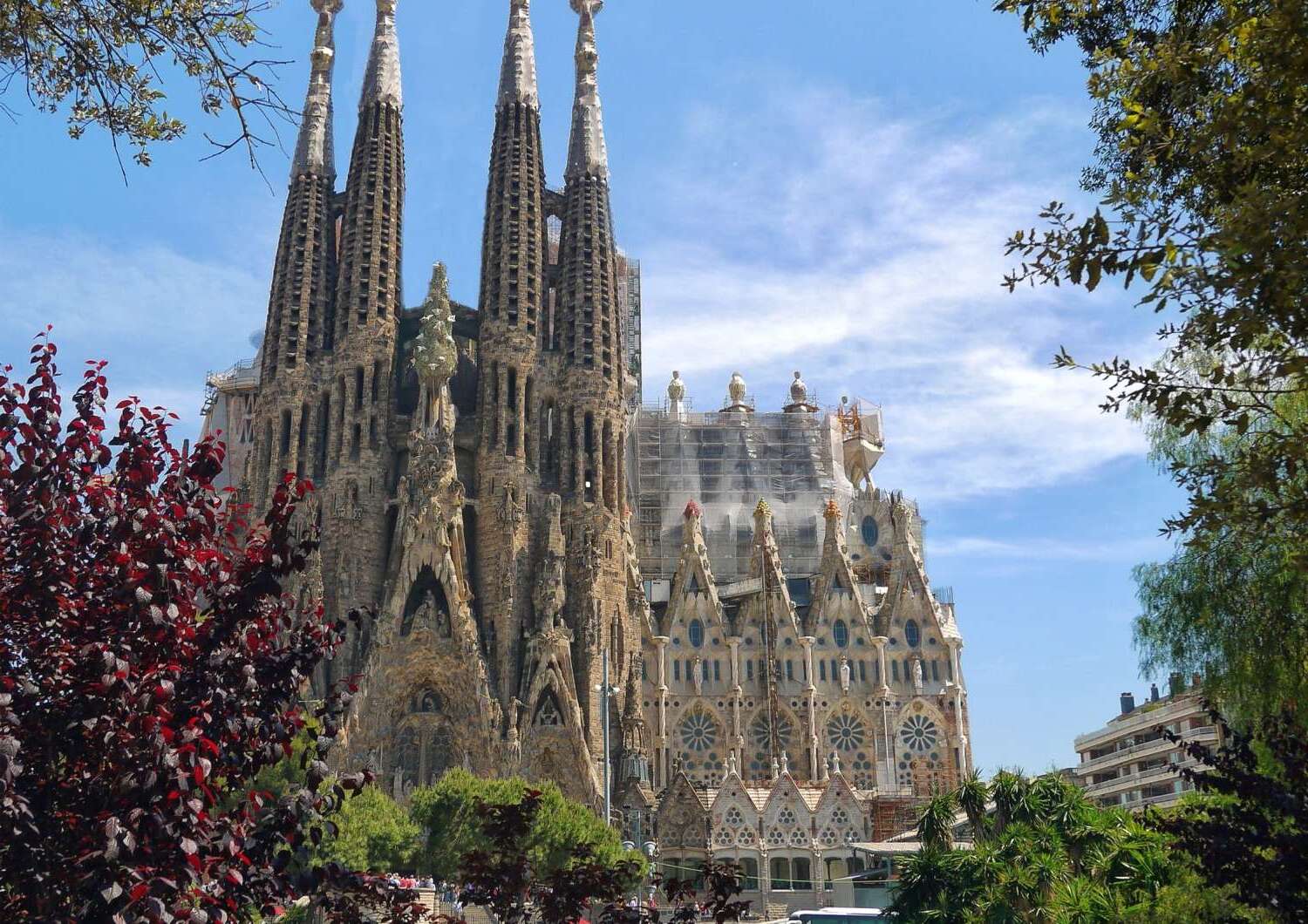 Hidden-Gems-Of-Sagrada-Familia-Tour-TouristSecrets hidden-gems-of-sagrada-familia-tour-touristsecrets