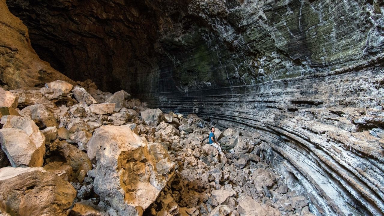 hidden-lava-tubes-of-albuquerque-volcanic-mysteries-revealed