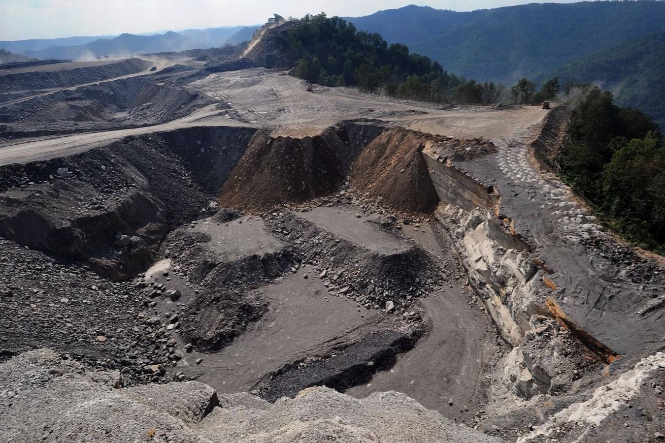 Hidden-Lodestones-Rediscovered-Chromite-Mines-Of-The-Appalachians hidden-lodestones-rediscovered-chromite-mines-of-the-appalachians