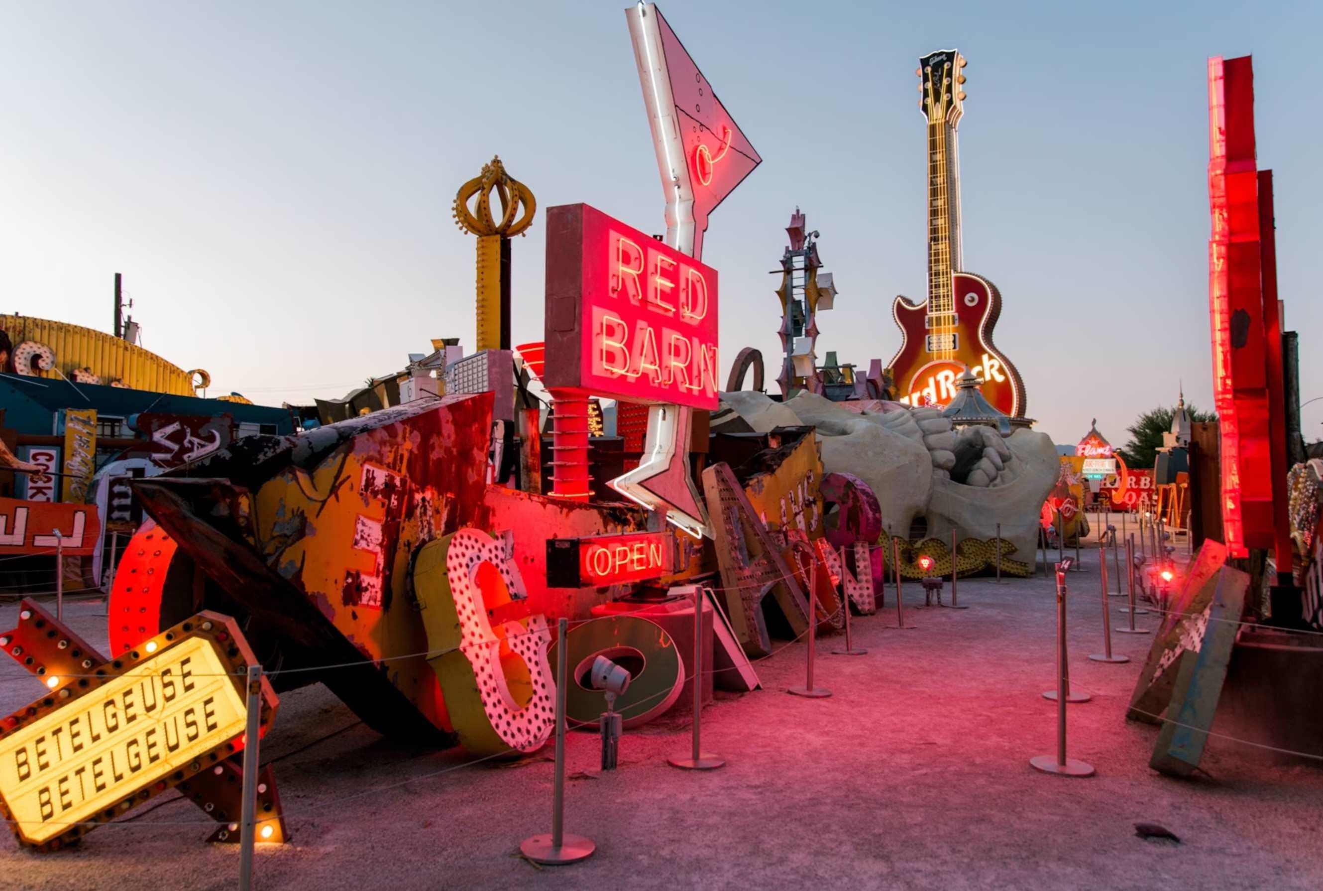Hidden-Neon-Sign-Workshops-Of-Las-Vegas-Secret-Illuminated-Art-Studios hidden-neon-sign-workshops-of-las-vegas-secret-illuminated-art-studios