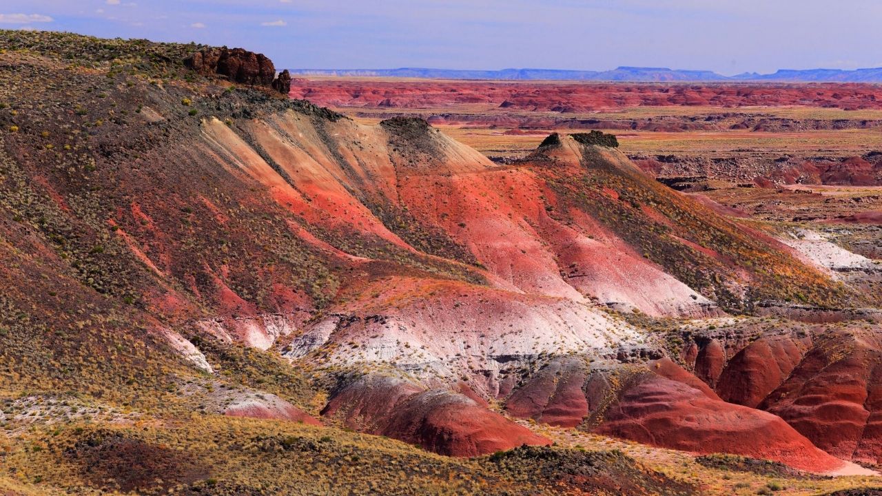 hidden-painted-desert-formations-of-the-navajo-nation
