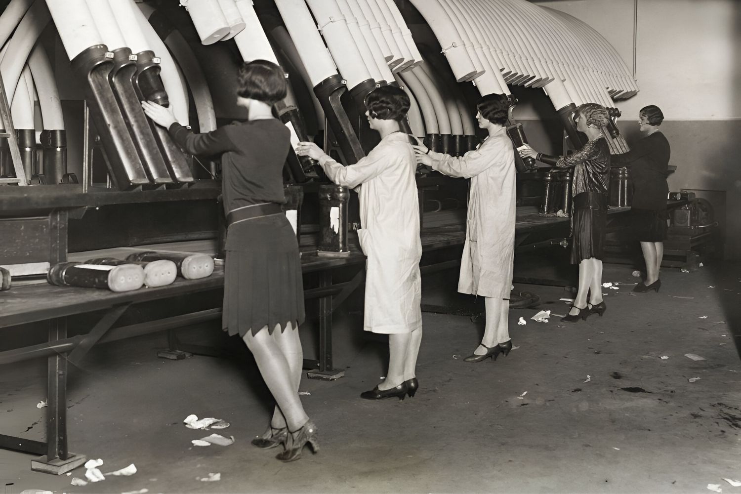 Hidden-Pneumatic-Tube-Systems-Of-New-York8217s-Underground-Mail hidden-pneumatic-tube-systems-of-new-yorks-underground-mail