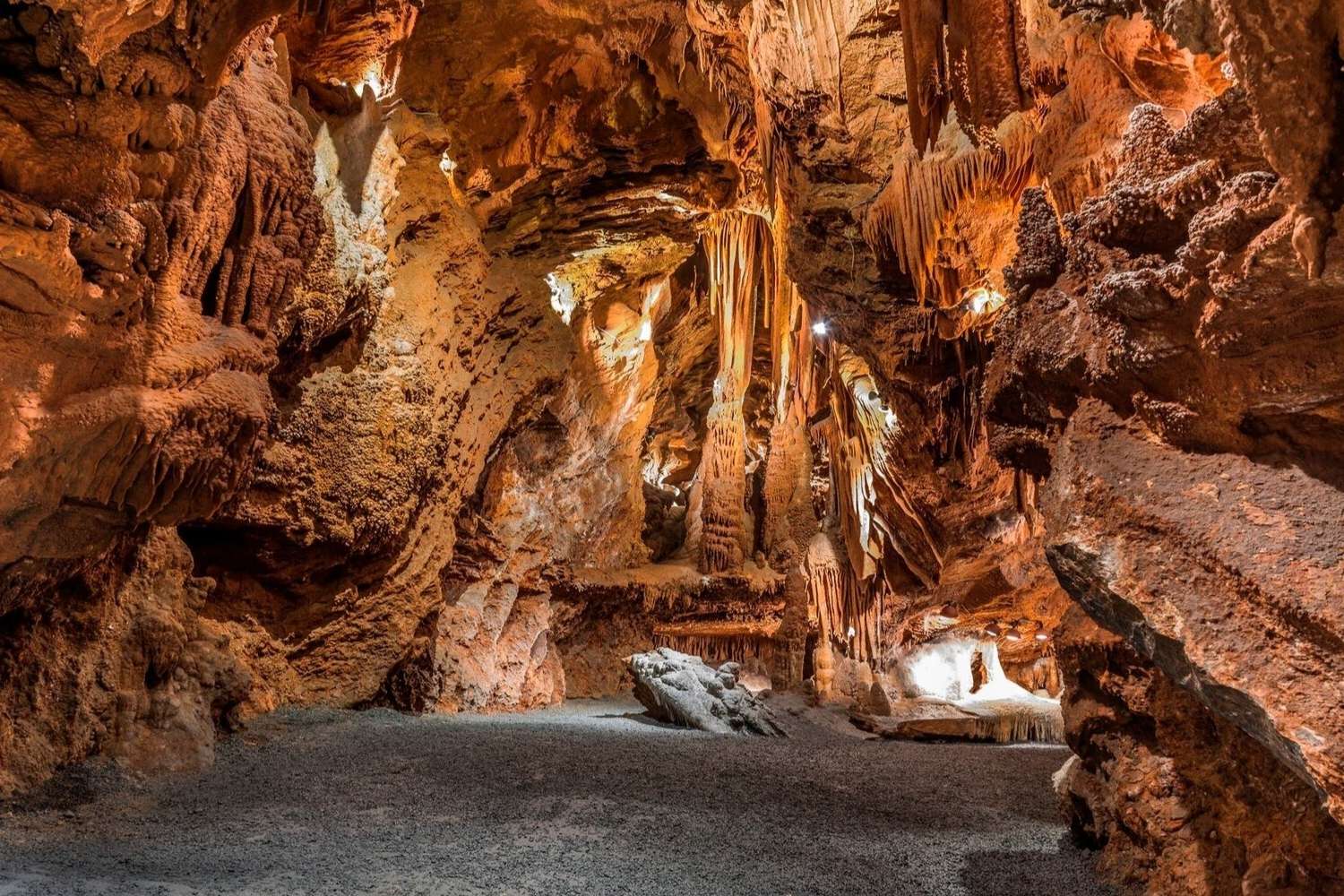 Hidden-Singing-Caverns-In-Shenandoah-Valley hidden-singing-caverns-in-shenandoah-valley
