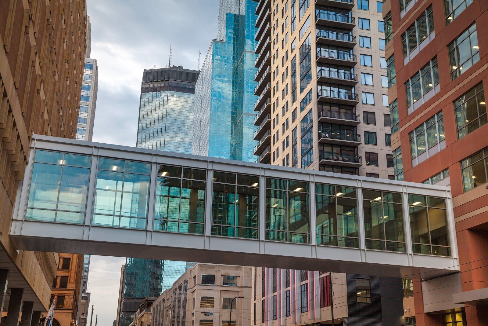 Hidden-Sky-Bridges-Of-Minneapolis-Pathways-Above-The-Streets hidden-sky-bridges-of-minneapolis-pathways-above-the-streets