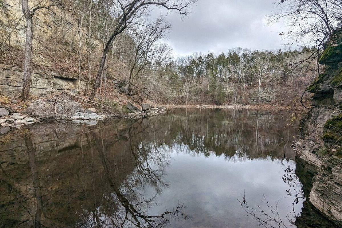 Hidden-Spider-Lily-Sanctuaries-In-Tennessee8217s-Harpeth-River-Park hidden-spider-lily-sanctuaries-in-tennessees-harpeth-river-park