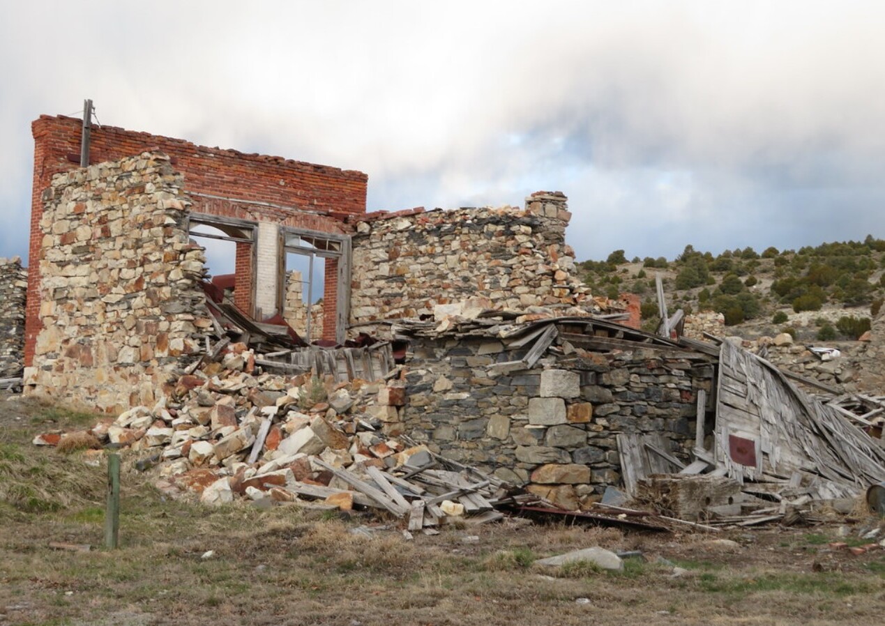 hidden-towns-of-belmont-nevada