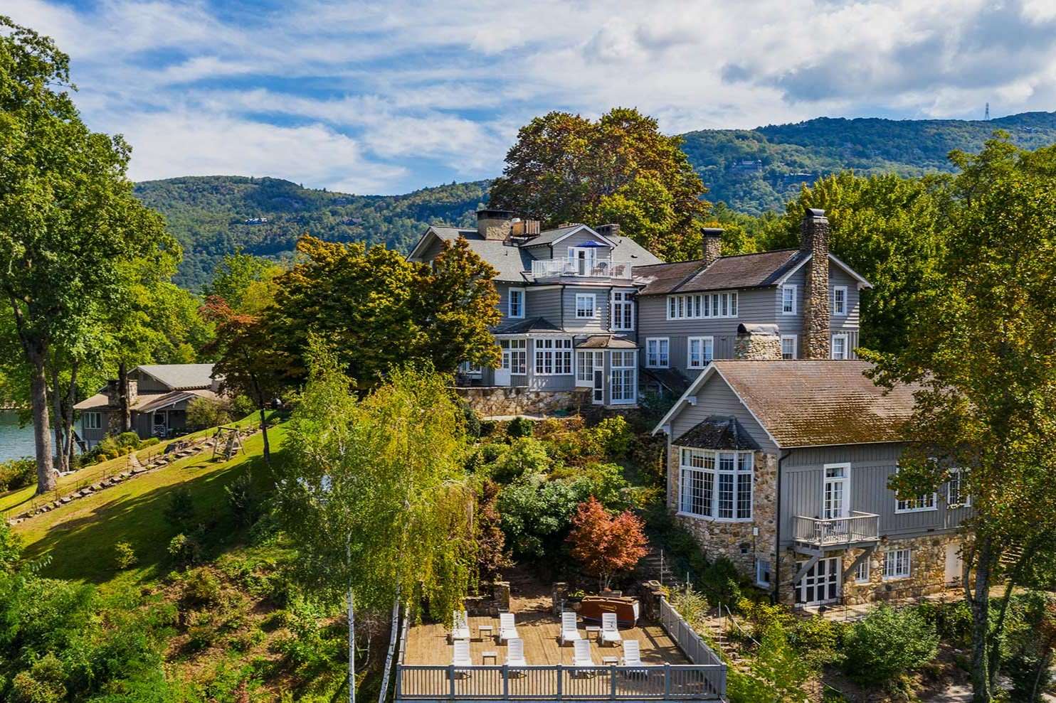 hidden-trails-of-lake-toxaway-north-carolina