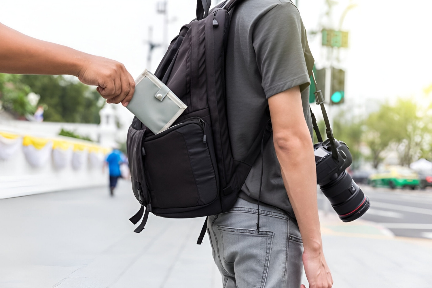 How-To-Avoid-Pickpockets-In-Mexico-City-Safety-Guide-For-Americans how-to-avoid-pickpockets-in-mexico-city-safety-guide-for-americans