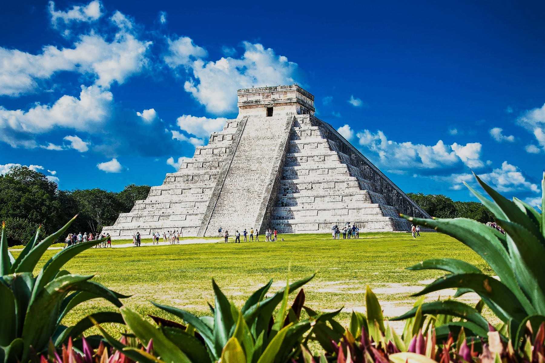 how-to-visit-mayan-ruins-in-mexico-tips-for-american-tourists