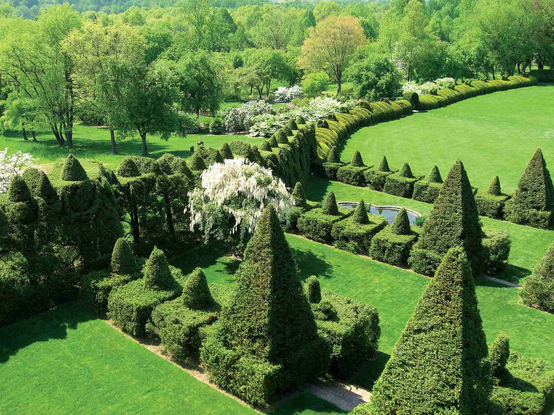 Living-Artistry-At-Ladew-Topiary-Gardens living-artistry-at-ladew-topiary-gardens