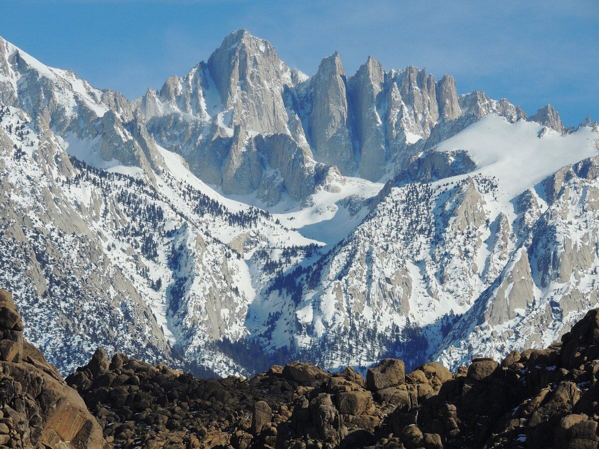 lone-pine-californias-hidden-valley-tales