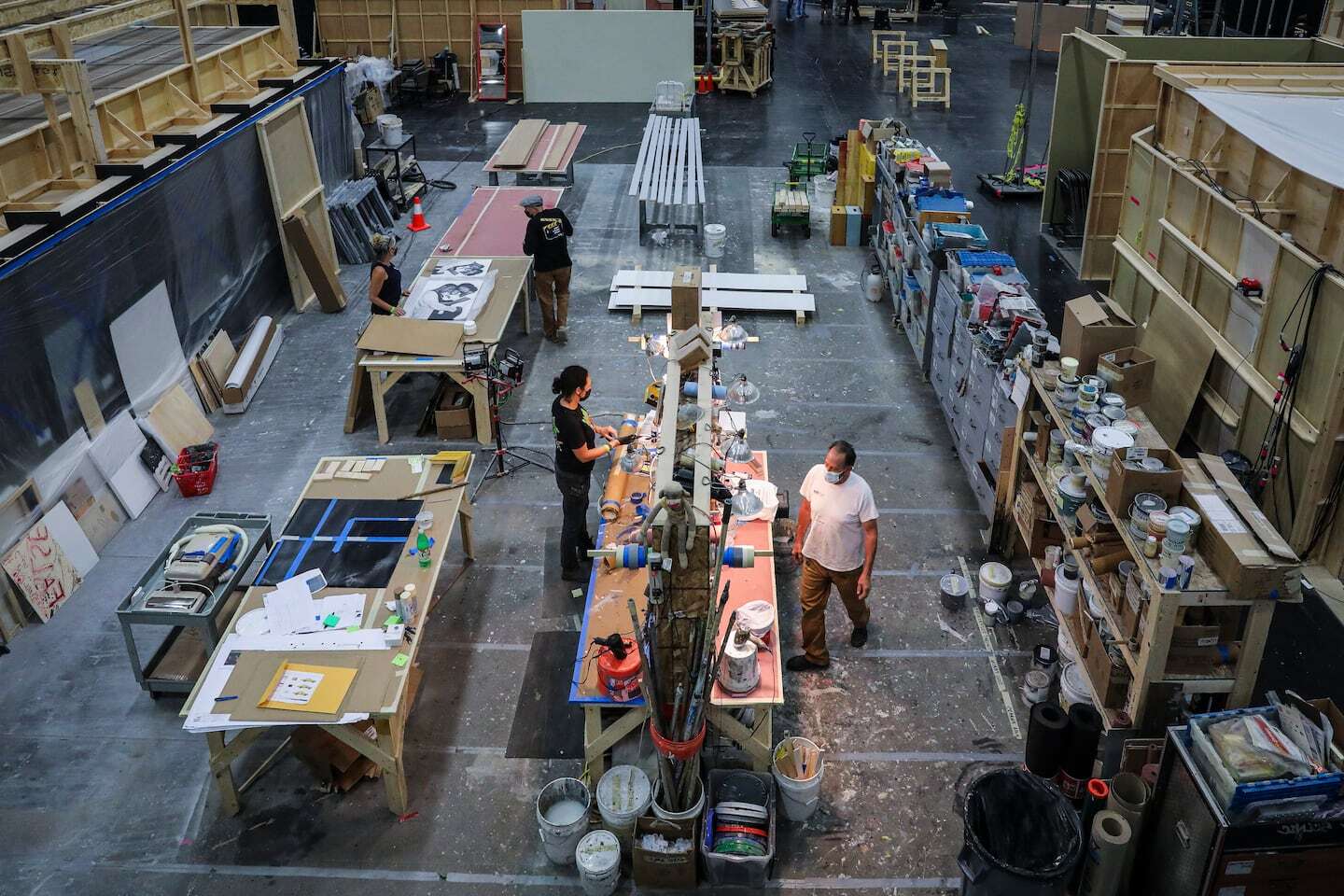 Lost-Miniature-Movie-Set-Warehouses-Of-Hollywood8217s-Tiny-Film-Worlds lost-miniature-movie-set-warehouses-of-hollywoods-tiny-film-worlds