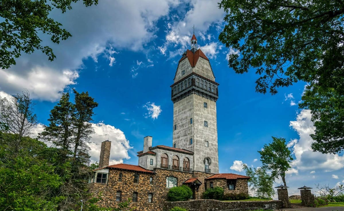 Majestic-Views-Await-At-Heublein-Tower majestic-views-await-at-heublein-tower