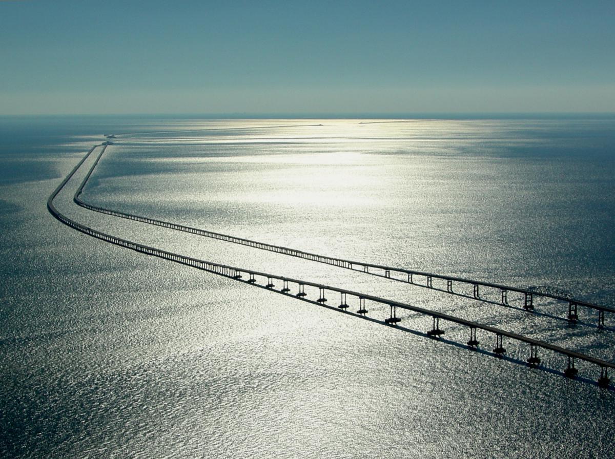 marvel-at-the-chesapeake-bay-bridge-tunnel