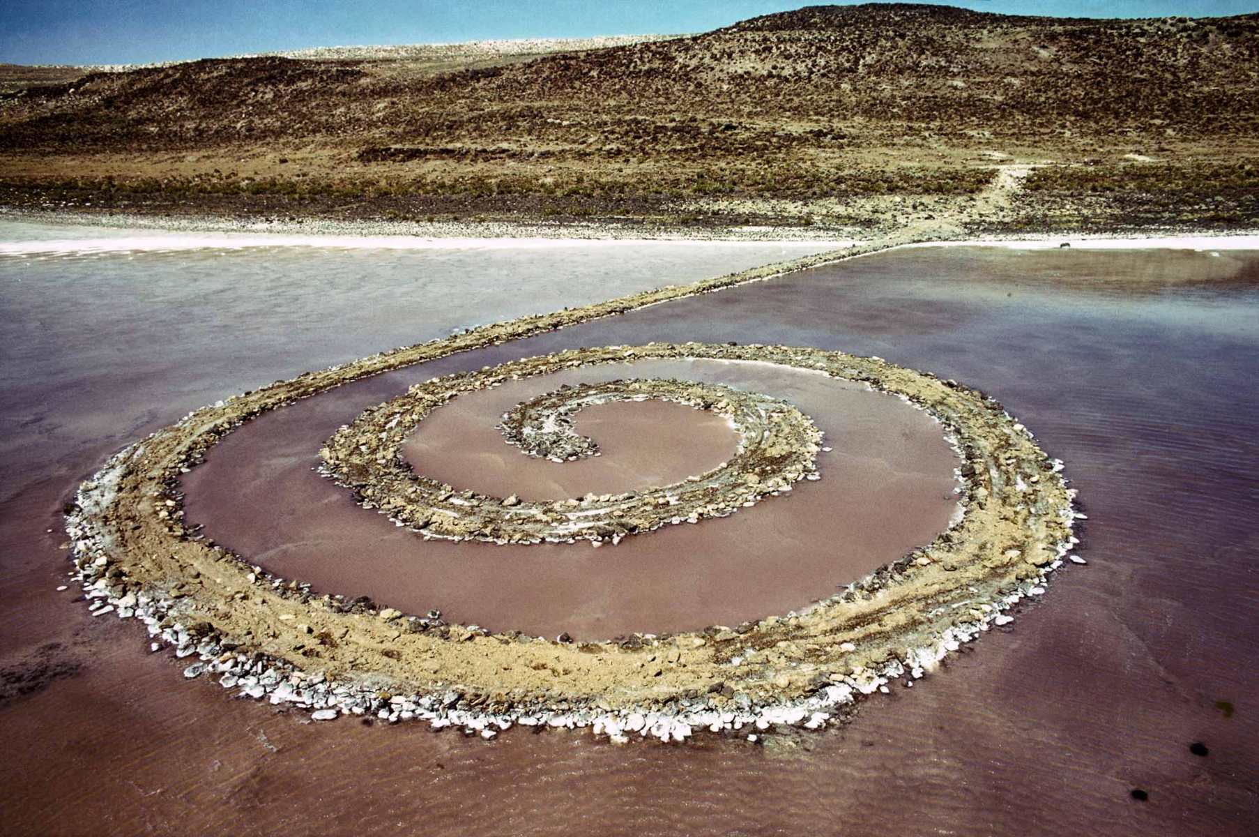 Marvel-At-The-Spiral-Jetty8217s-Mesmerizing-Beauty marvel-at-the-spiral-jettys-mesmerizing-beauty
