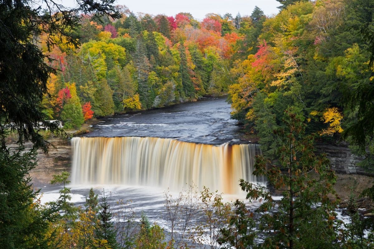 Mysteries-Of-Michigan8217s-Tahquamenon-Falls mysteries-of-michigans-tahquamenon-falls