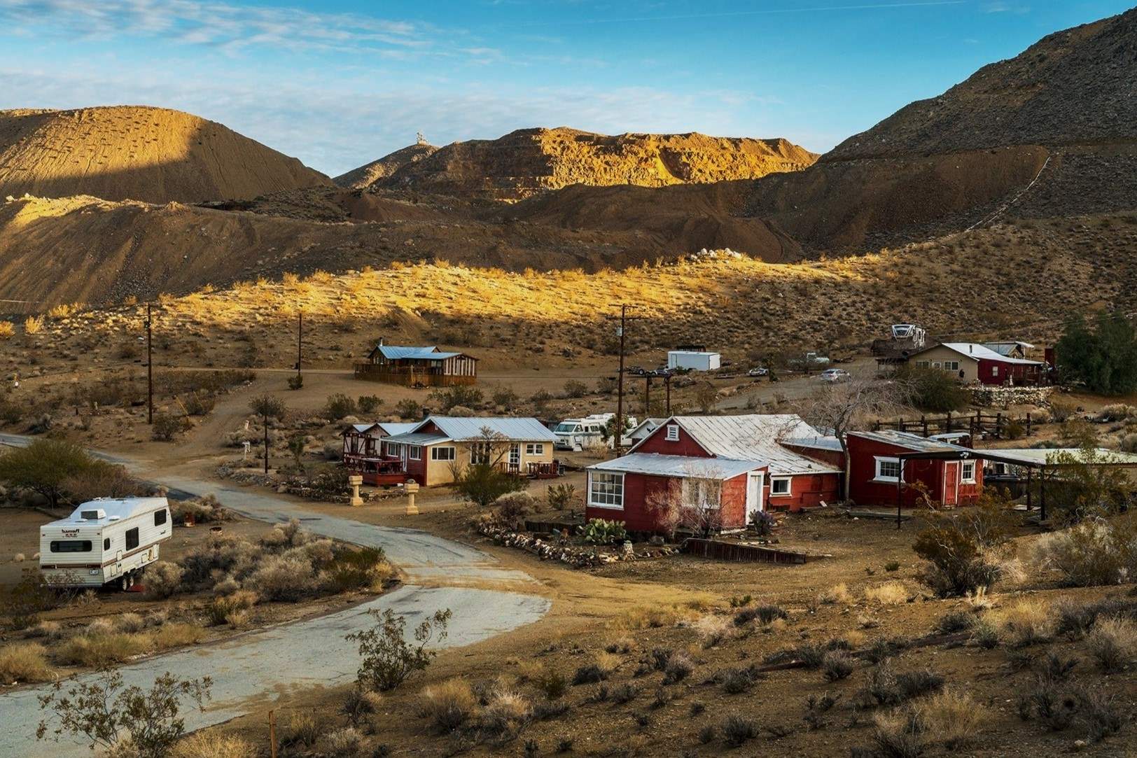 mysteries-of-randsburg-californias-desert-paths