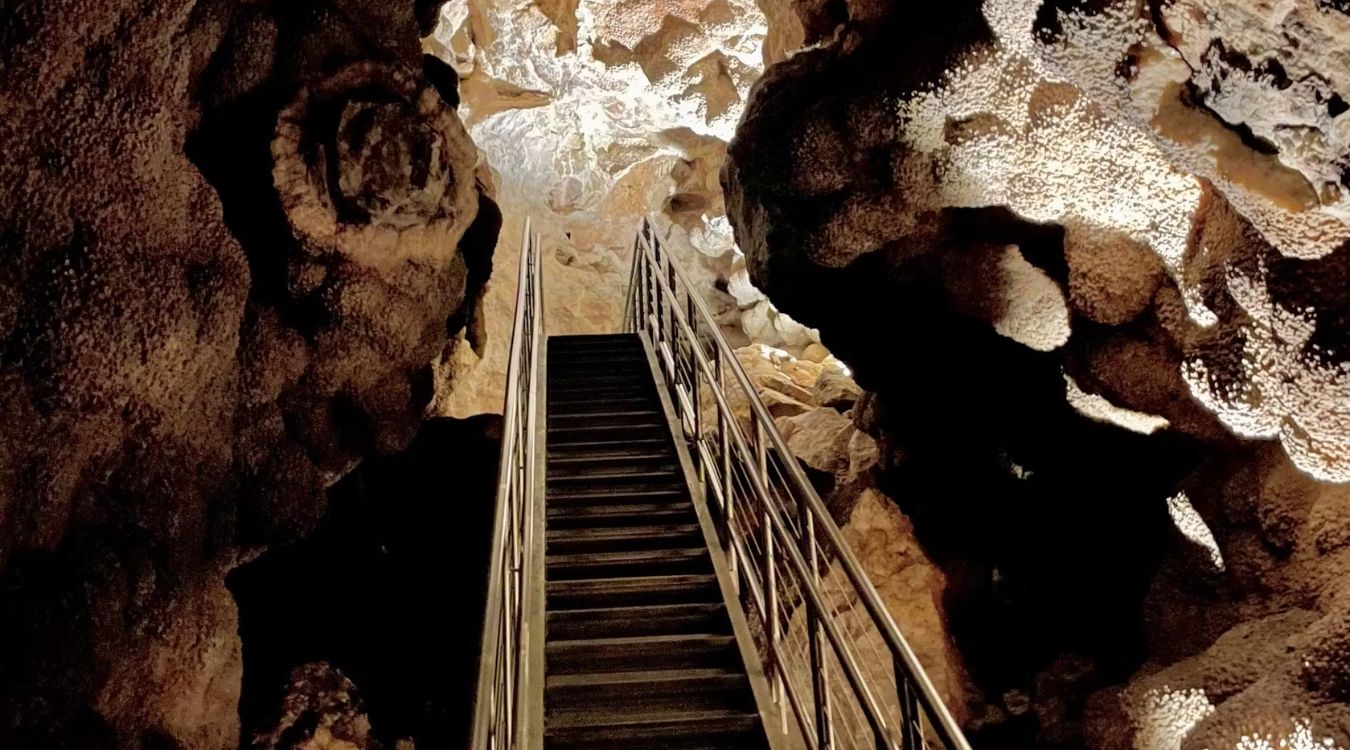 Mysteries-Of-South-Dakota8217s-Jewel-Cave mysteries-of-south-dakotas-jewel-cave