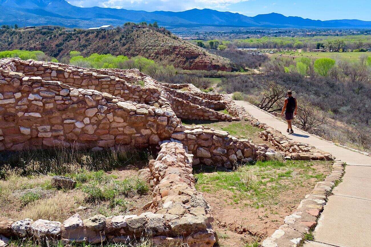 mysteries-of-tuzigoots-ancient-paths