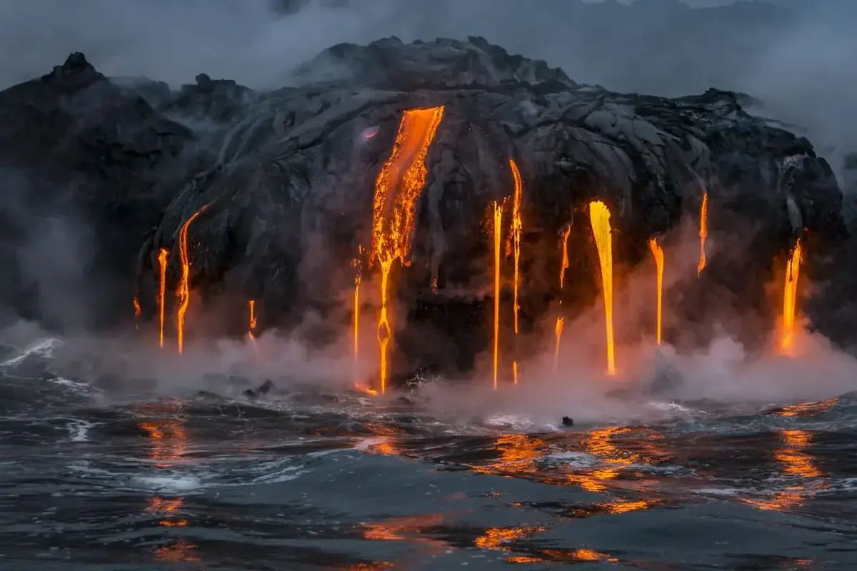 mysterious-moss-covered-lava-fields-of-hawaiis-volcanoes-national-park