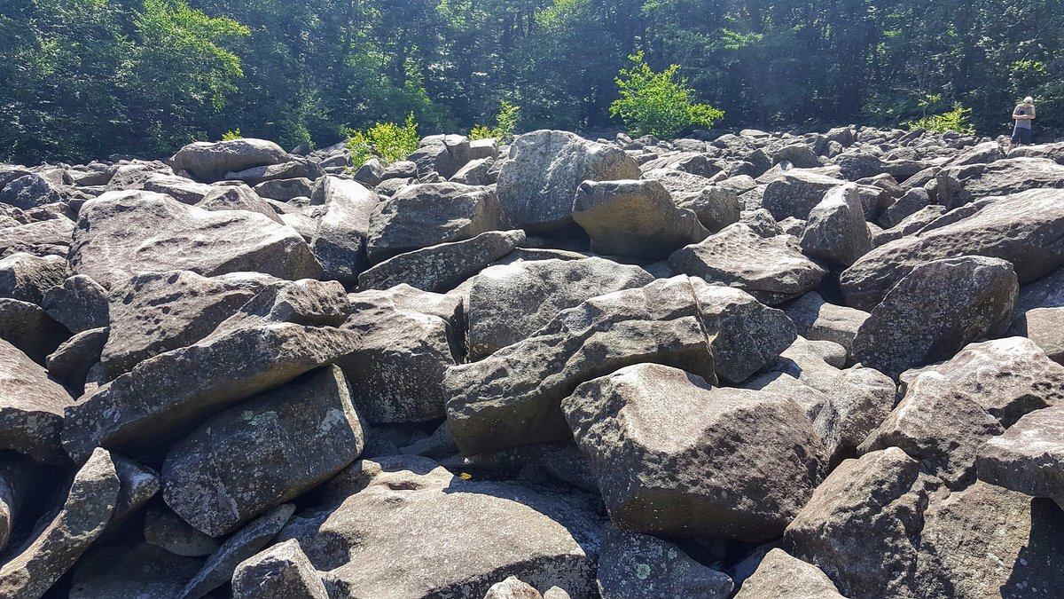 Mysterious-Singing-Rocks-Of-Pennsylvania8217s-Ringing-Rocks-Park mysterious-singing-rocks-of-pennsylvanias-ringing-rocks-park