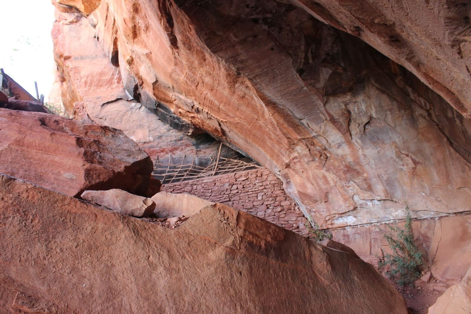 Mystery-Hieroglyph-Canyons-At-Palatki-Heritage-Site-Arizona mystery-hieroglyph-canyons-at-palatki-heritage-site-arizona