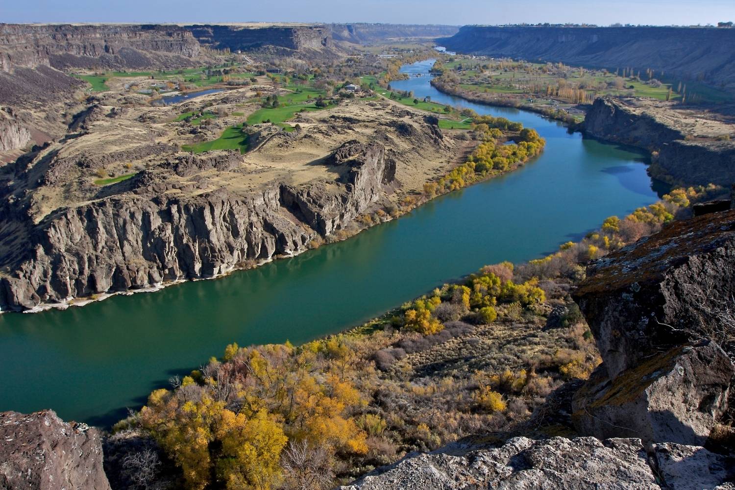 Mystery-Of-Hawk8217s-Nest-Cliffs-In-Idaho8217s-Snake-River-Canyon mystery-of-hawks-nest-cliffs-in-idahos-snake-river-canyon