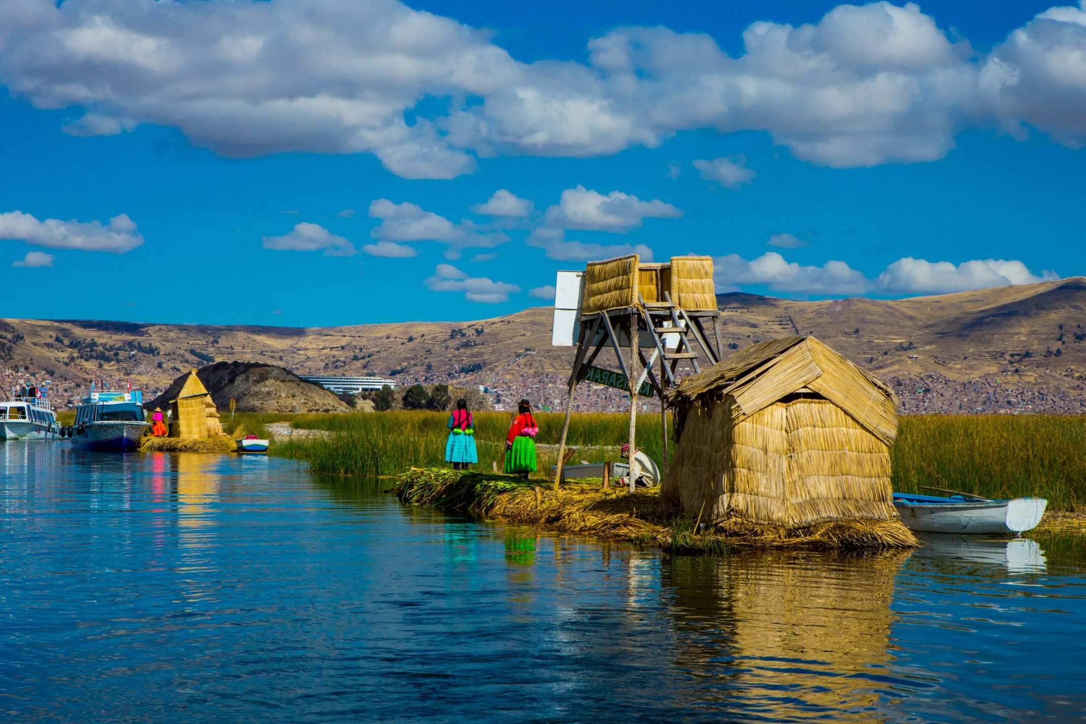 Mystery-Of-The-Floating-Islands-In-The-Andes mystery-of-the-floating-islands-in-the-andes