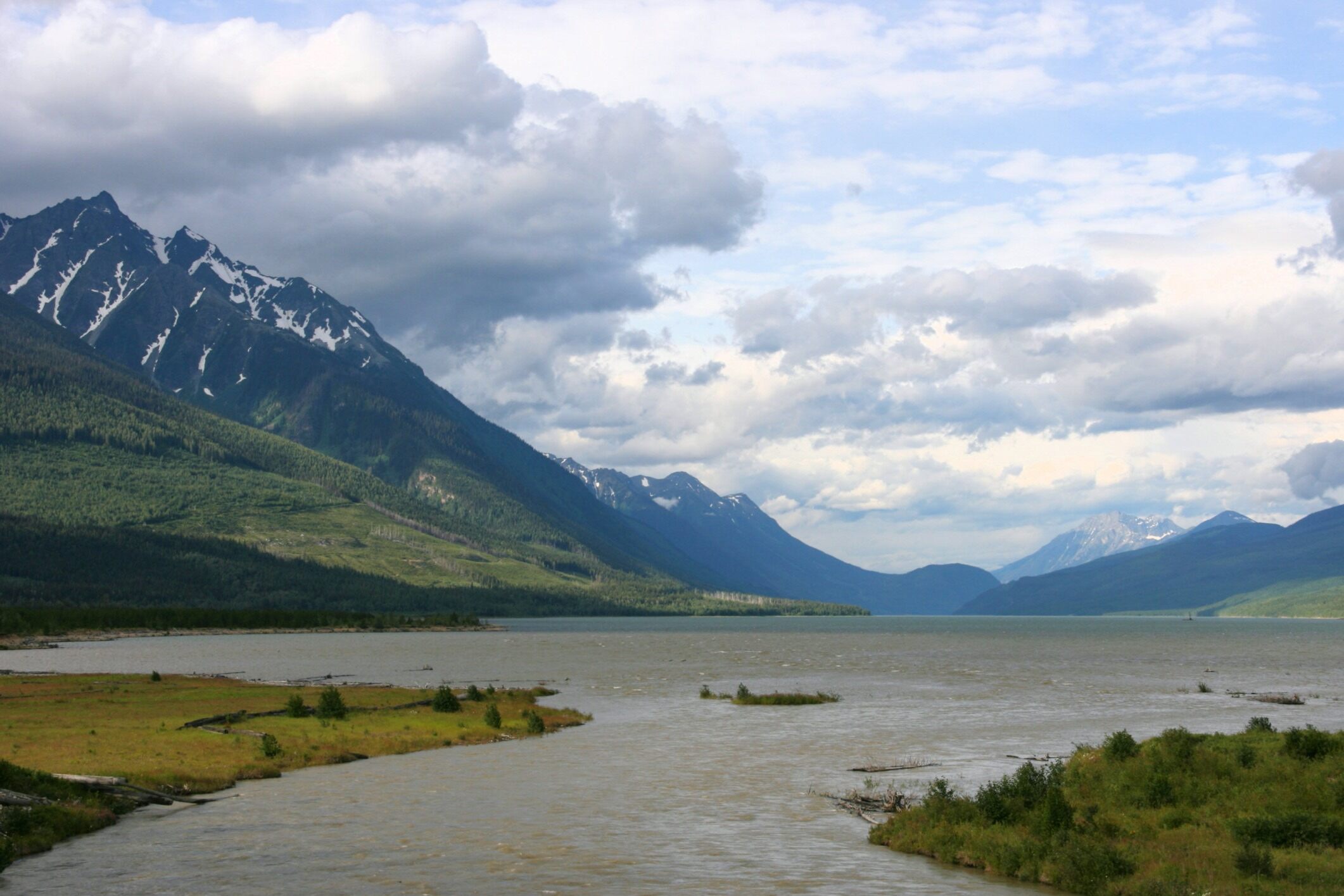 mystery-of-the-rocky-mountain-trench-lakes
