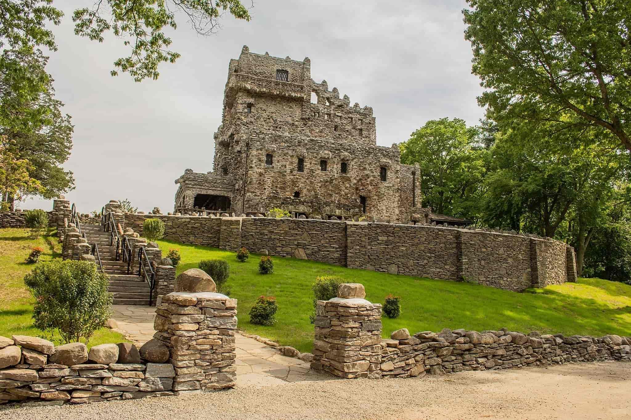 Mystery-Of-The-Singing-Stones-At-Gillette-Castle-Park mystery-of-the-singing-stones-at-gillette-castle-park