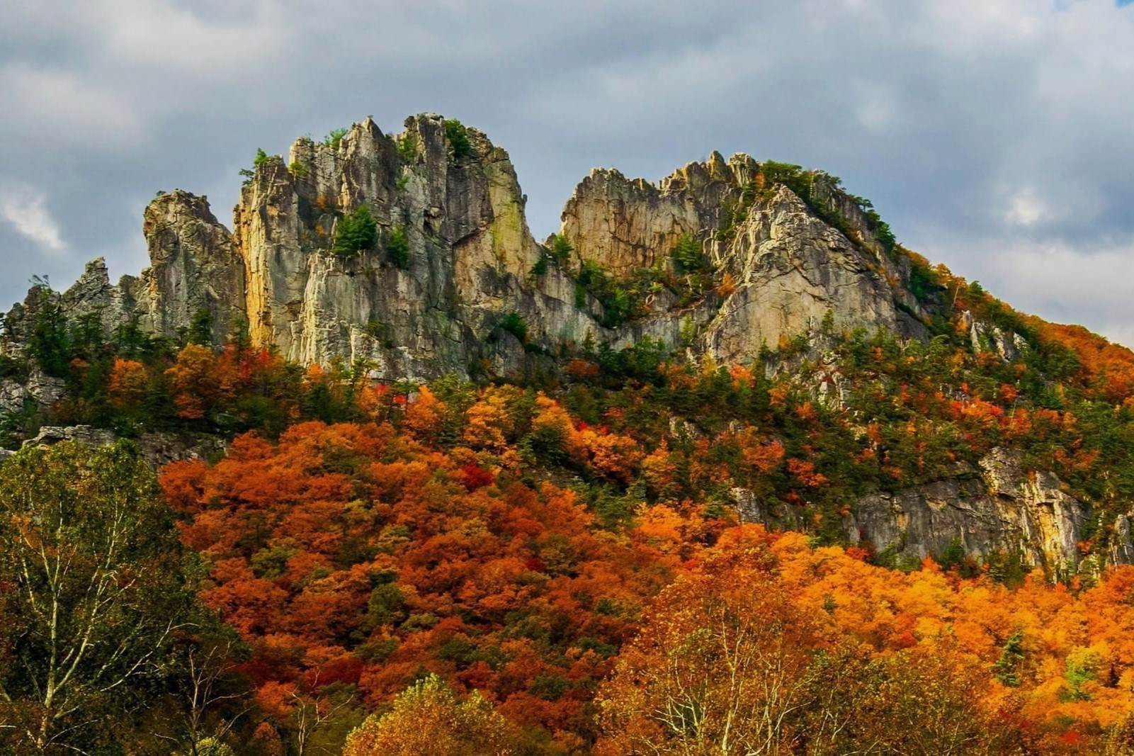 Mystery-Of-The-Singing-Stones-At-Seneca-Rocks mystery-of-the-singing-stones-at-seneca-rocks