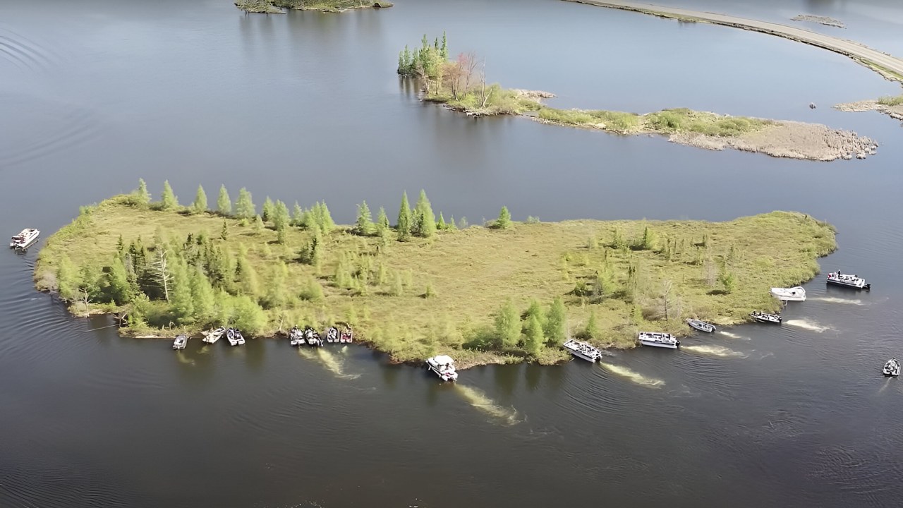 Mystery-Of-Wisconsin8217s-Floating-Bog-Islands mystery-of-wisconsins-floating-bog-islands