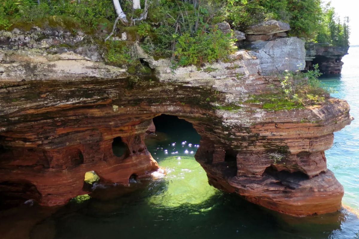 Mystical-Marvels-Of-Apostle-Islands8217-Sea-Caves mystical-marvels-of-apostle-islands-sea-caves