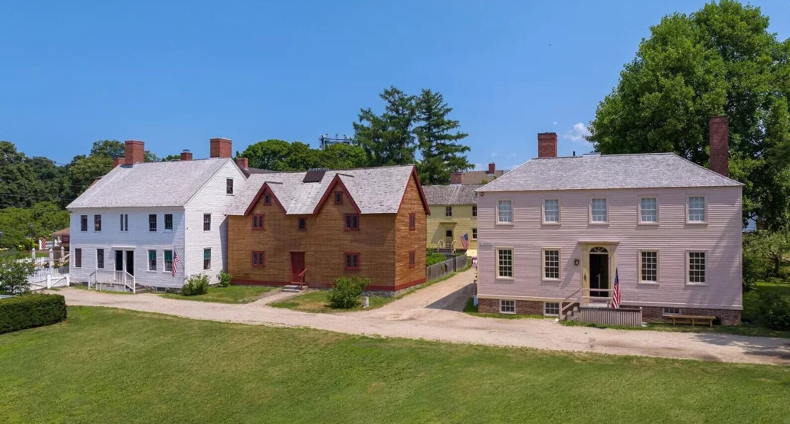 new-hampshires-hidden-gem-strawbery-banke-living-history-museum