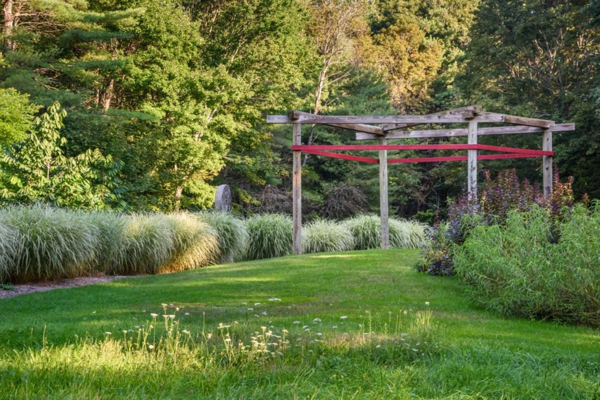 new-hampshires-secret-bedrock-gardens-and-sculpture-park